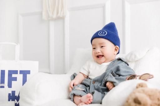 武汉供卵试管机构宝宝打预防针 武汉供卵试管机构宝宝打预防针